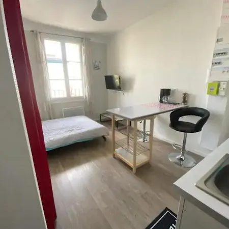 Studio 12 En Plein Coeur Du Centre Bouillon * Brest